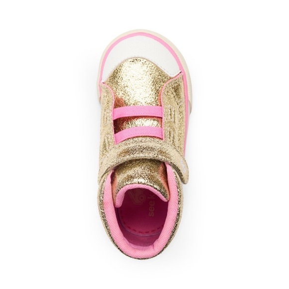 🌈SEE KAI RUN Gold and Pink Kids Top Sneakers SIZE #5🌈 - Picture 4 of 17